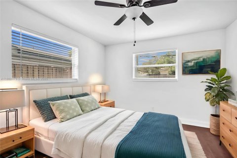 Villa ou maison à louer à Hollywood, Floride: 2 chambres, 115.38 m2 № 1921119 - photo 22