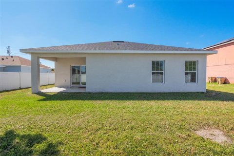 Villa ou maison à vendre à Kissimmee, Floride: 4 chambres, 157.47 m2 № 1717004 - photo 28