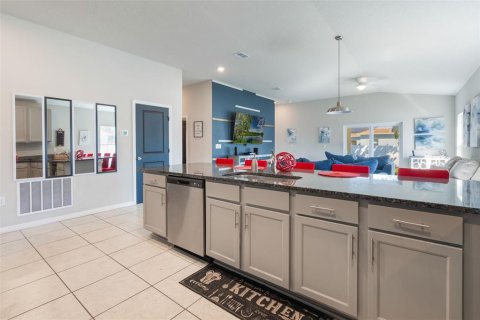Villa ou maison à vendre à Kissimmee, Floride: 4 chambres, 157.47 m2 № 1717004 - photo 13