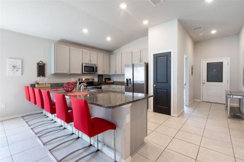 Villa ou maison à vendre à Kissimmee, Floride: 4 chambres, 157.47 m2 № 1717004 - photo 11