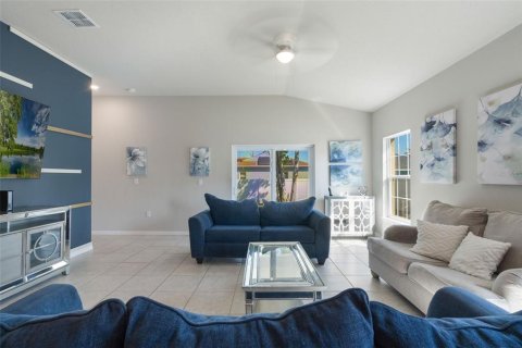 Villa ou maison à vendre à Kissimmee, Floride: 4 chambres, 157.47 m2 № 1717004 - photo 6
