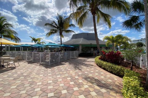 Condominio en venta en Deerfield Beach, Florida, 1 dormitorio, 66.89 m2 № 2178191 - foto 26