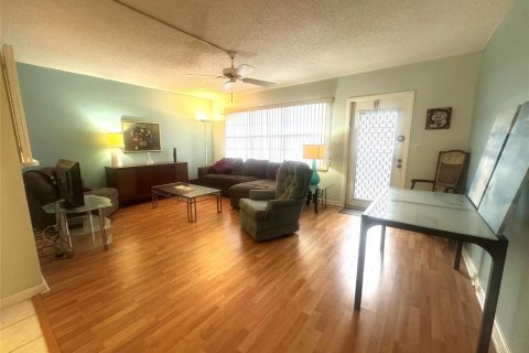 Condominio en venta en Deerfield Beach, Florida, 1 dormitorio, 66.89 m2 № 2178191 - foto 2