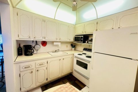 Condominio en venta en Deerfield Beach, Florida, 1 dormitorio, 66.89 m2 № 2178191 - foto 9