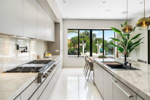 Casa en venta en Boca Raton, Florida, 5 dormitorios, 458.66 m2 № 2087484 - foto 16