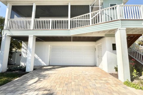 Villa ou maison à vendre à Redington Beach, Floride: 3 chambres, 171.87 m2 № 1644371 - photo 6