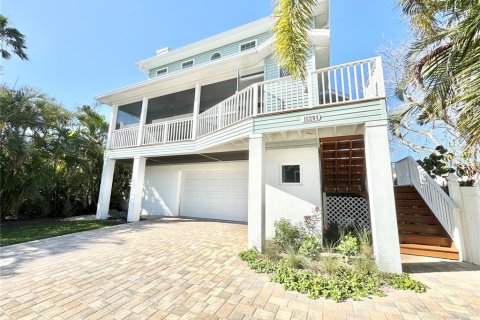 Villa ou maison à vendre à Redington Beach, Floride: 3 chambres, 171.87 m2 № 1644371 - photo 4