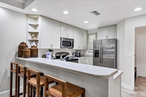 House in Bradenton, Florida 2 bedrooms, 103.77 sq.m. № 1734083 - photo 5