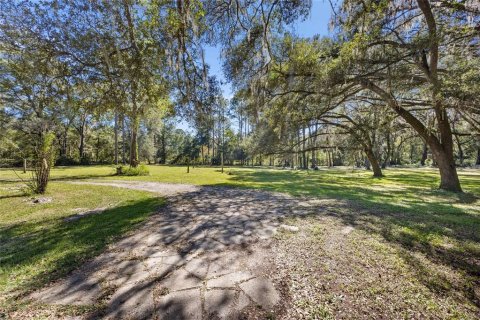 House in Archer, Florida 2 bedrooms, 124.86 sq.m. № 2429265 - photo 6