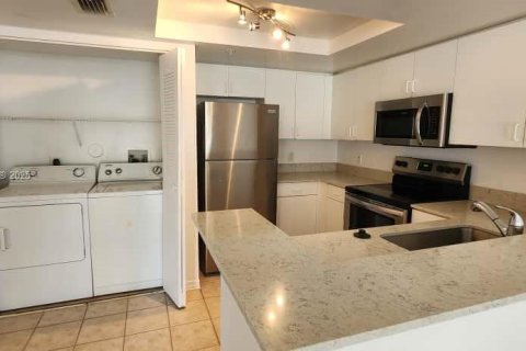 Condominio en alquiler en West Palm Beach, Florida, 1 dormitorio, 69.31 m2 № 1954360 - foto 4