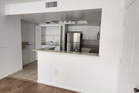 Condominio en alquiler en West Palm Beach, Florida, 1 dormitorio, 69.31 m2 № 1954360 - foto 9