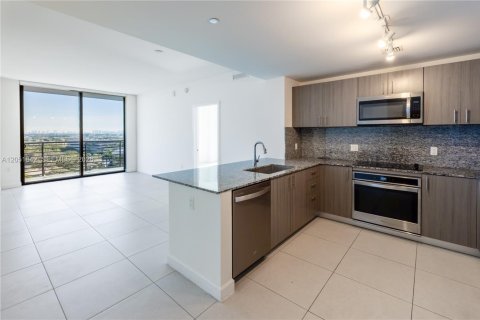 Купить кондоминиум в Дорал, Флорида 3 спальни, 128.11м2, № 2173237 - фото 7
