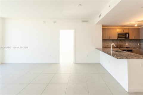 Купить кондоминиум в Дорал, Флорида 3 спальни, 128.11м2, № 2173237 - фото 8