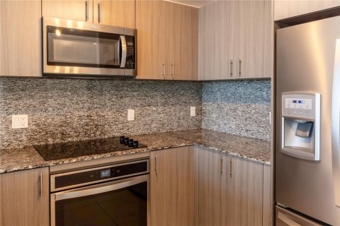 Купить кондоминиум в Дорал, Флорида 3 спальни, 128.11м2, № 2173237 - фото 3