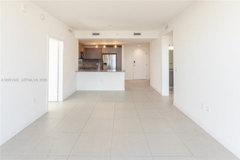 Купить кондоминиум в Дорал, Флорида 3 спальни, 128.11м2, № 2173237 - фото 9