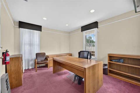 Commercial property in Daytona Beach, Florida 158.68 sq.m. № 2302520 - photo 12