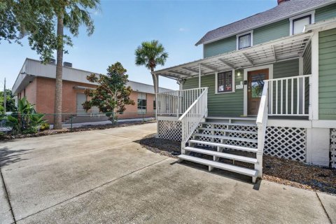 Commercial property in Daytona Beach, Florida 158.68 sq.m. № 2302520 - photo 16