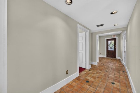 Commercial property in Daytona Beach, Florida 158.68 sq.m. № 2302520 - photo 10