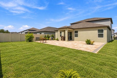 Casa en venta en Land O' Lakes, Florida, 5 dormitorios, 269.04 m2 № 2385705 - foto 15