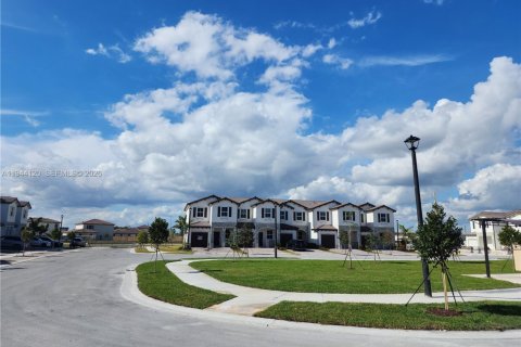 Touwnhouse à louer à Homestead, Floride: 4 chambres № 2000658 - photo 5