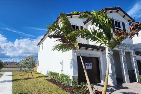 Touwnhouse à louer à Homestead, Floride: 4 chambres № 2000658 - photo 3