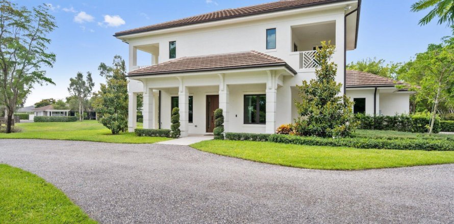 Commercial property in Wellington, Florida 5 bedrooms, 444.35 sq.m. № 1182511