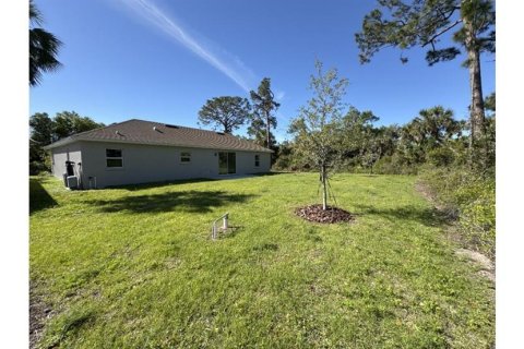 Casa en venta en North Port, Florida, 3 dormitorios, 154.22 m2 № 2099219 - foto 3