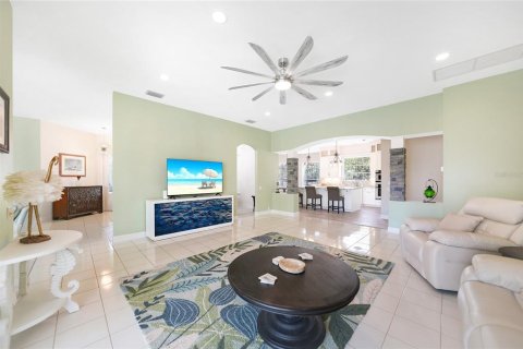 Villa ou maison à vendre à Punta Gorda, Floride: 5 chambres, 361.39 m2 № 1567776 - photo 3