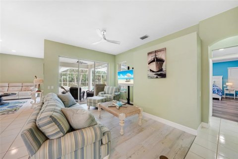 Villa ou maison à vendre à Punta Gorda, Floride: 5 chambres, 361.39 m2 № 1567776 - photo 12