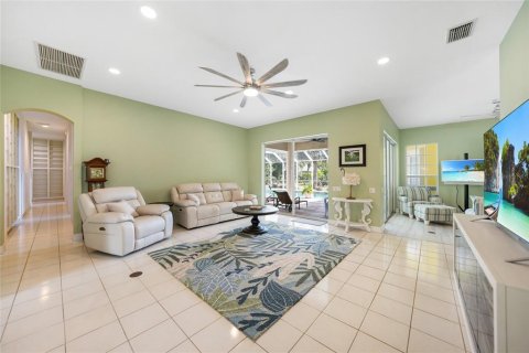 Villa ou maison à vendre à Punta Gorda, Floride: 5 chambres, 361.39 m2 № 1567776 - photo 4