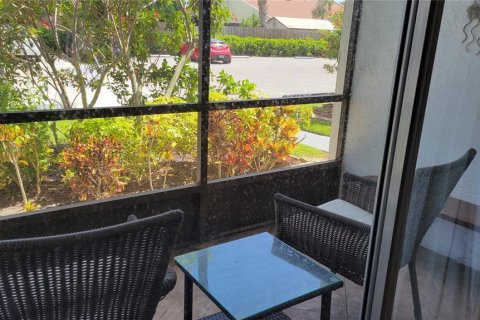 Condo in Sarasota, Florida, 1 bedroom  № 1806935 - photo 26