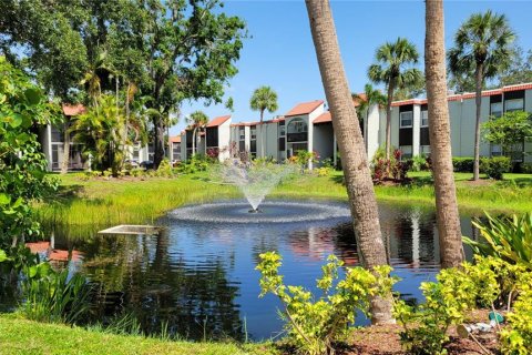 Condo in Sarasota, Florida, 1 bedroom  № 1806935 - photo 13