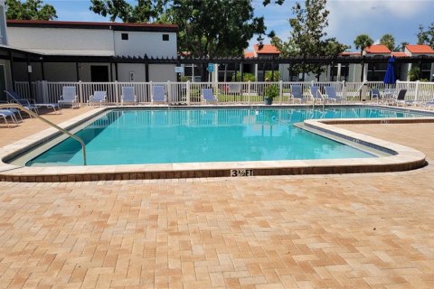 Condo in Sarasota, Florida, 1 bedroom  № 1806935 - photo 14