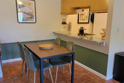 Condo in Sarasota, Florida, 1 bedroom  № 1806935 - photo 23