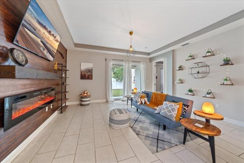 House in Sarasota, Florida 3 bedrooms, 162.76 sq.m. № 1734988 - photo 17