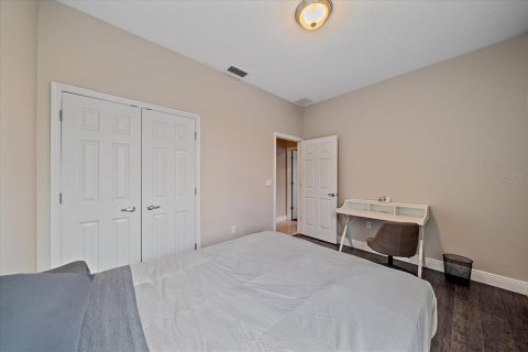 House in Sarasota, Florida 3 bedrooms, 162.76 sq.m. № 1734988 - photo 28