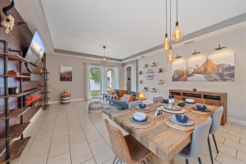 House in Sarasota, Florida 3 bedrooms, 162.76 sq.m. № 1734988 - photo 15