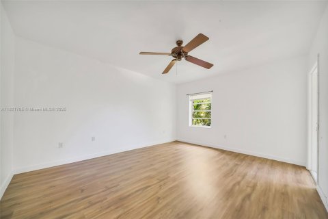 Condo in Miami, Florida, 2 bedrooms  № 1787097 - photo 20