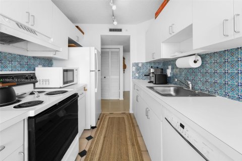 Copropriété à vendre à Miami Beach, Floride: 1 chambre, 69.68 m2 № 1945971 - photo 8