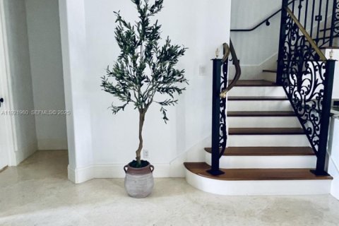 Casa en venta en Fort Lauderdale, Florida, 6 dormitorios, 662.39 m2 № 1977456 - foto 7