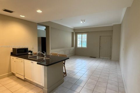 Condominio en venta en Coral Springs, Florida, 1 dormitorio, 65.5 m2 № 1794874 - foto 2