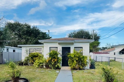Casa en Miami, Florida 2 dormitorios, 82.22 m2 № 2080715