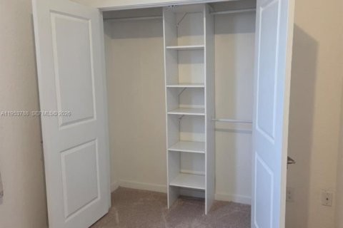 Купить таунхаус в Флорида-Сити, Флорида 2 спальни, 112.23м2, № 2008192 - фото 14