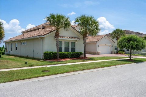Villa ou maison à vendre à Kissimmee, Floride: 5 chambres, 502.79 m2 № 2217970 - photo 5