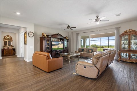 Villa ou maison à vendre à Kissimmee, Floride: 5 chambres, 502.79 m2 № 2217970 - photo 12