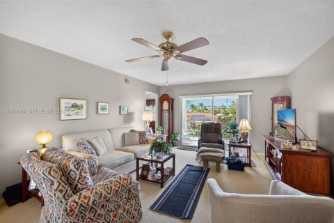 Copropriété à vendre à Riviera Beach, Floride: 2 chambres, 111.11 m2 № 2010970 - photo 22