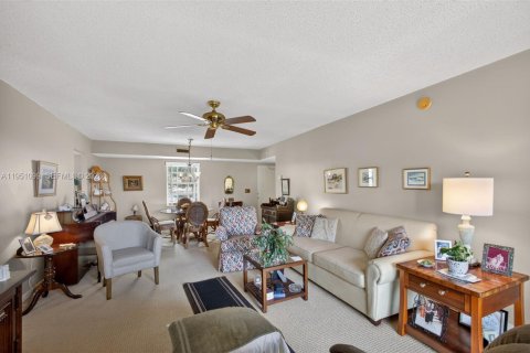 Copropriété à vendre à Riviera Beach, Floride: 2 chambres, 111.11 m2 № 2010970 - photo 25