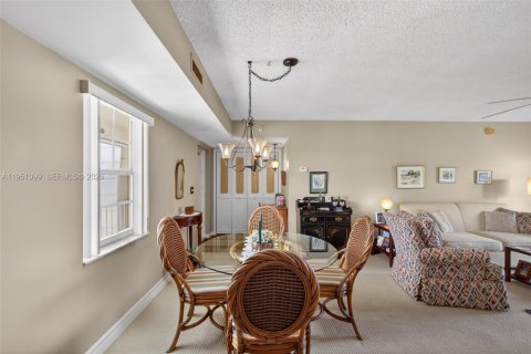 Copropriété à vendre à Riviera Beach, Floride: 2 chambres, 111.11 m2 № 2010970 - photo 9