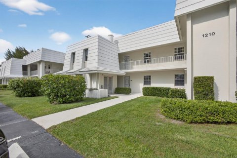 Copropriété à vendre à Riviera Beach, Floride: 2 chambres, 111.11 m2 № 2010970 - photo 2