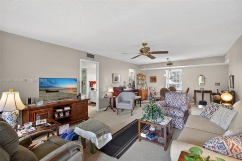 Copropriété à vendre à Riviera Beach, Floride: 2 chambres, 111.11 m2 № 2010970 - photo 24